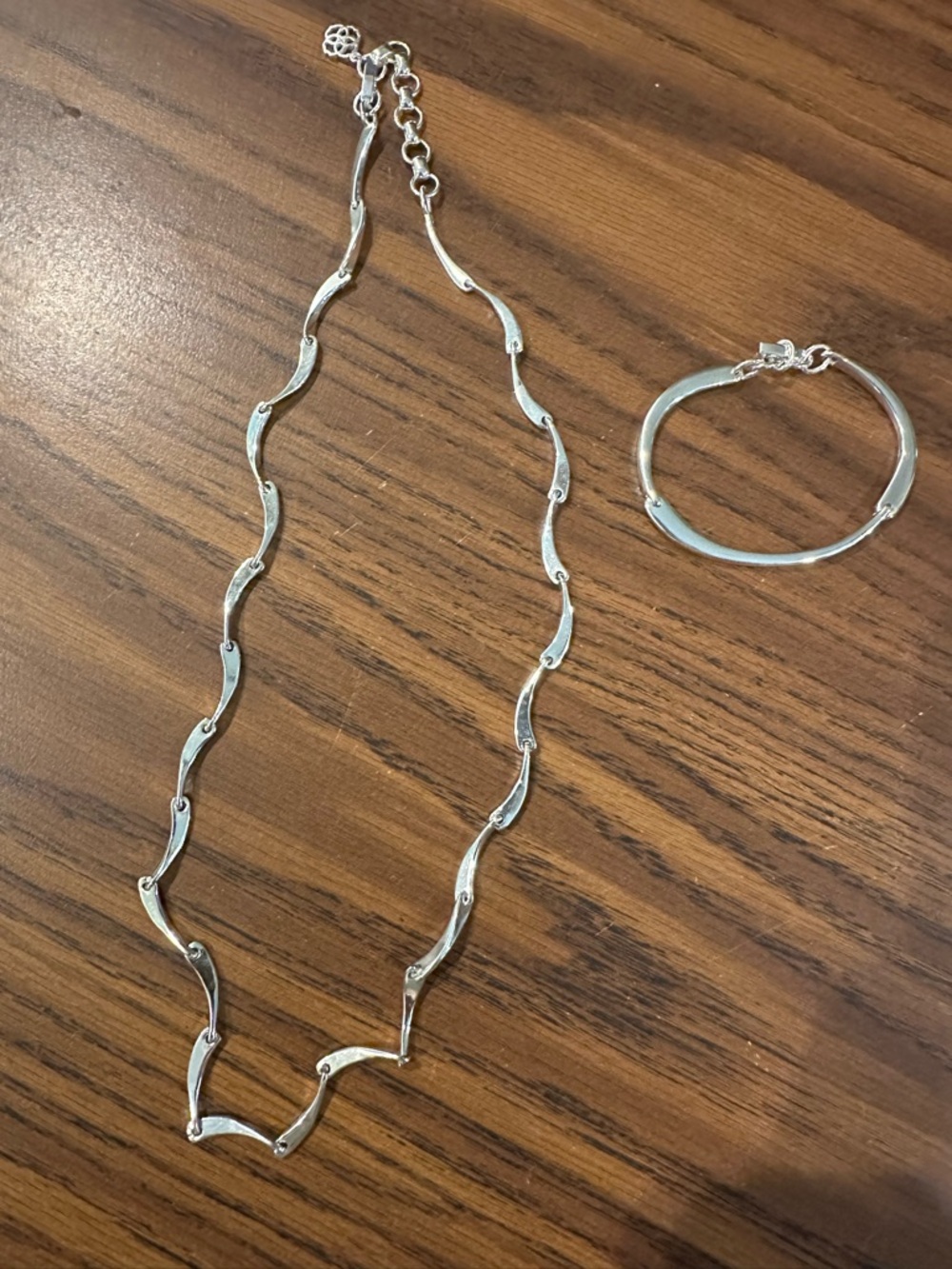 Kendra Scott Silver Necklace and Bracelet set